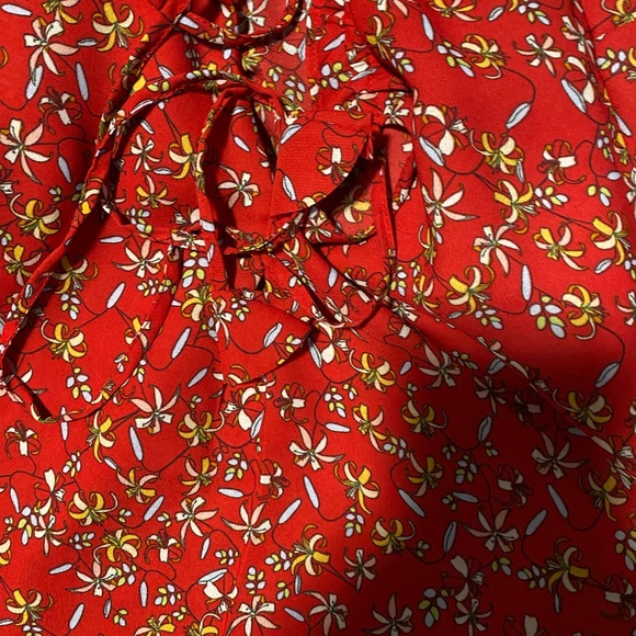 Max Studio Women’s Floral  Print Short Sleeve Blouse Small - Picture 6 of 6